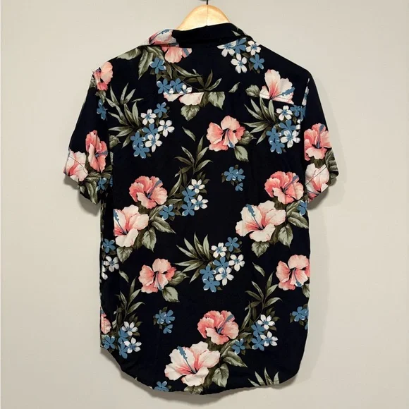 Hollister Tropical Floral Button-Up | Size Small - Picture 5 of 6